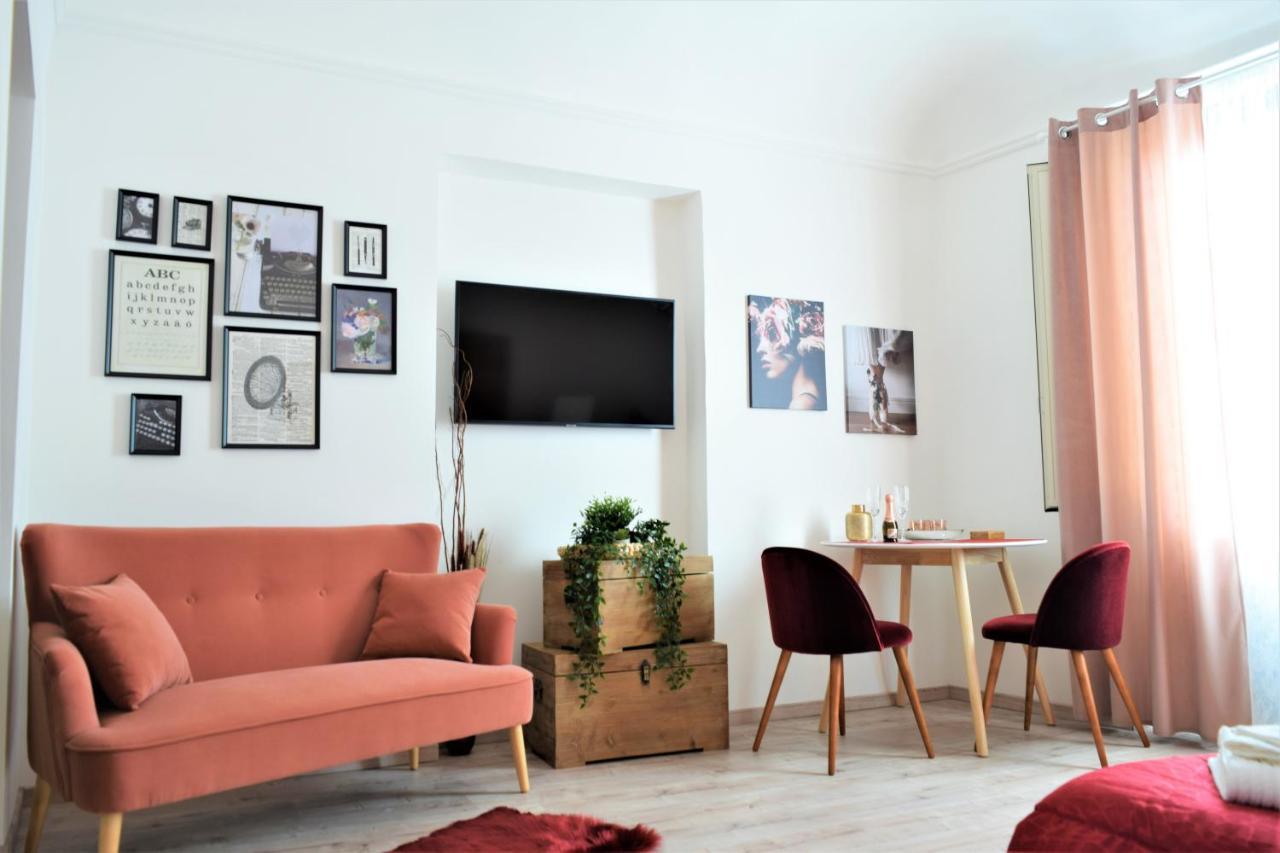 Le Moresche Apartment Catánia Buitenkant foto
